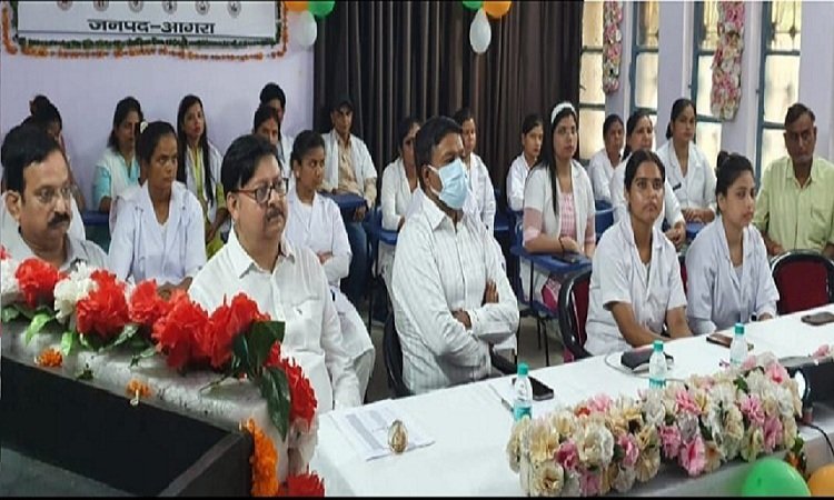 44 girls and women will undergo ANM training for two years in Agra